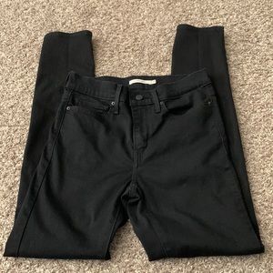 Levi’s Womens Slimming Skinny Jeans Size 28